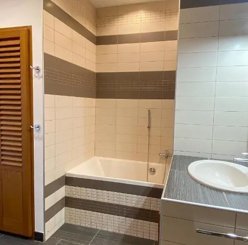 T3 De 140m2 Pour 7 Pers- Extra Centre - A 5 Min A Pied Des Plages - Classe 5 Etoiles - Casa Di Artisti *